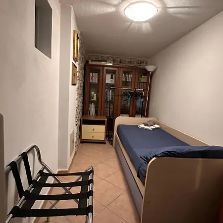 公寓 Taverna Abitazione A 15 Km Da Firenze 普拉托